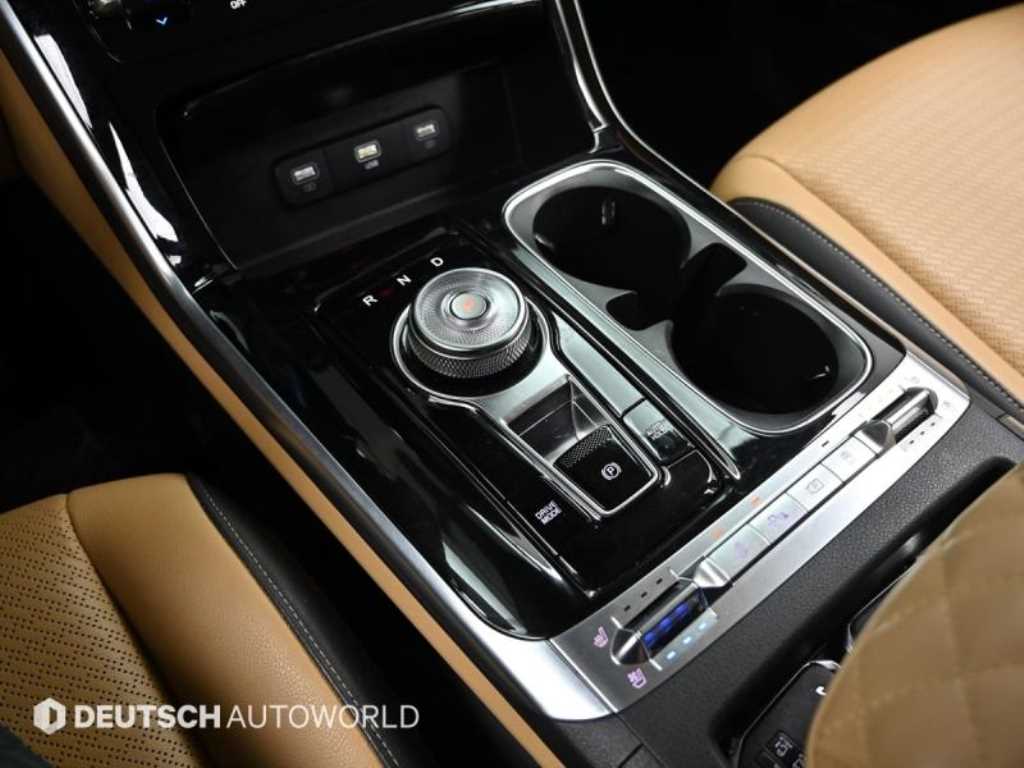 Kia Carnival — photo 09