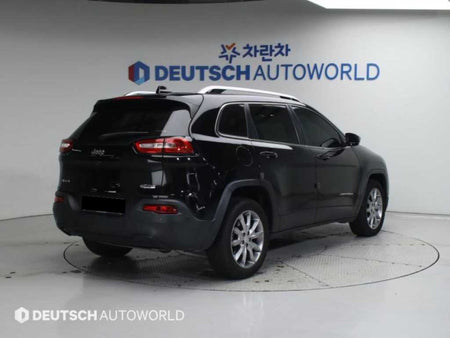 Jeep Cherokee — photo 02