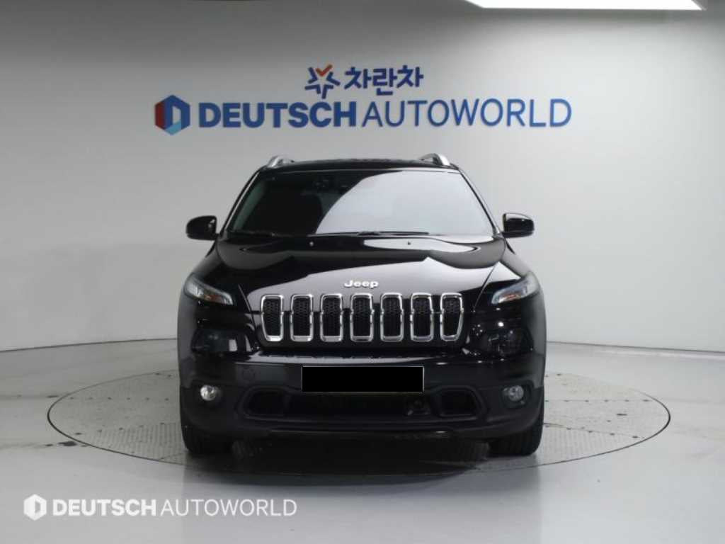 Jeep Cherokee — photo 03