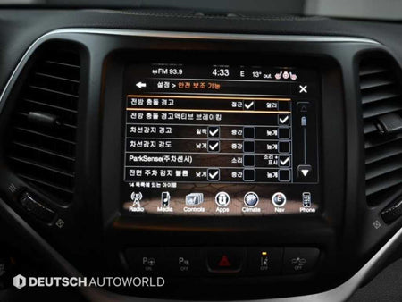 Jeep Cherokee — photo 15