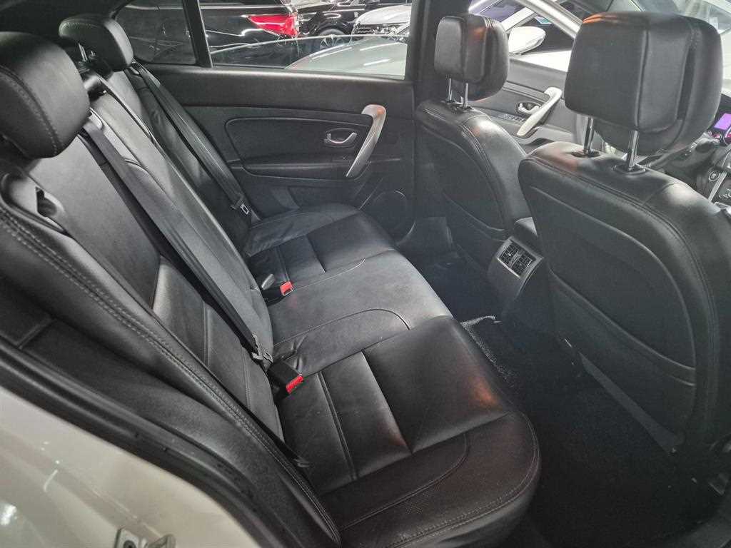 RENAULT SM5  — photo 11
