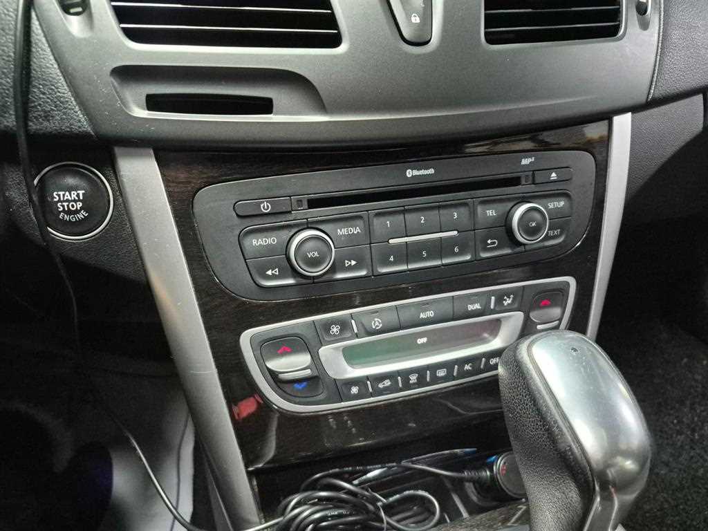RENAULT SM5  — photo 17