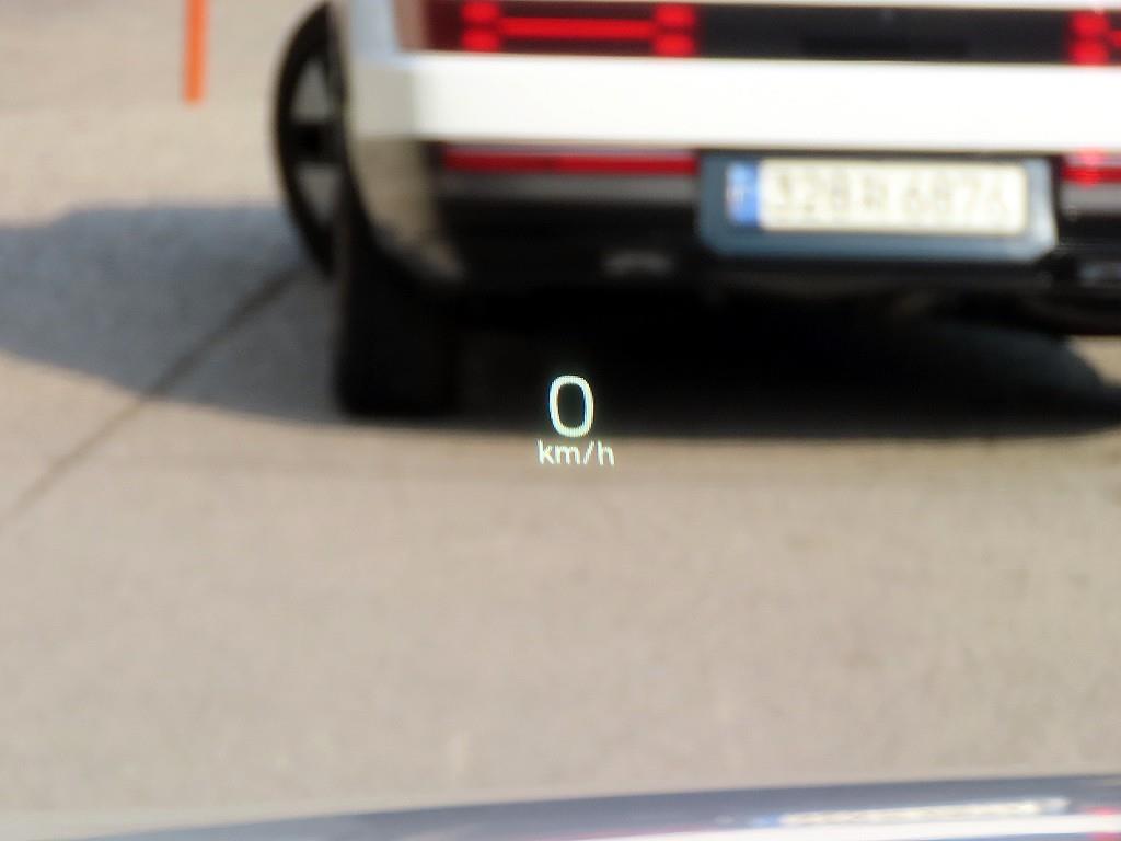 Volvo XC90 — photo 10