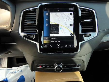 Volvo XC90 — photo 12