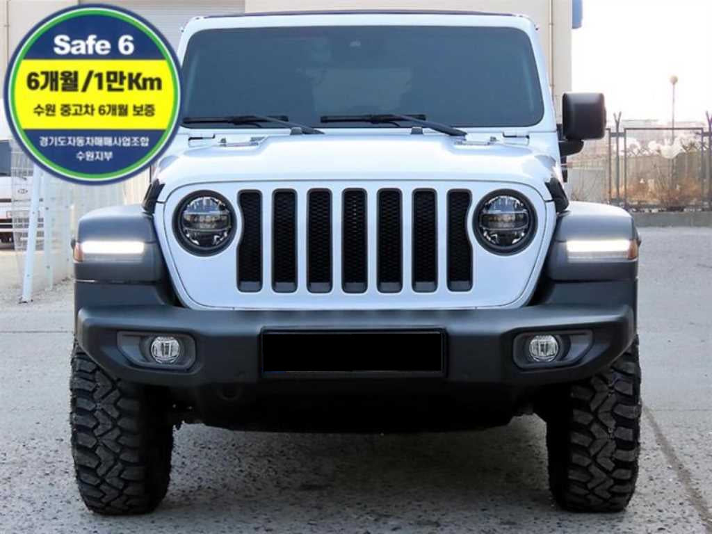 Jeep Wrangler — photo 01