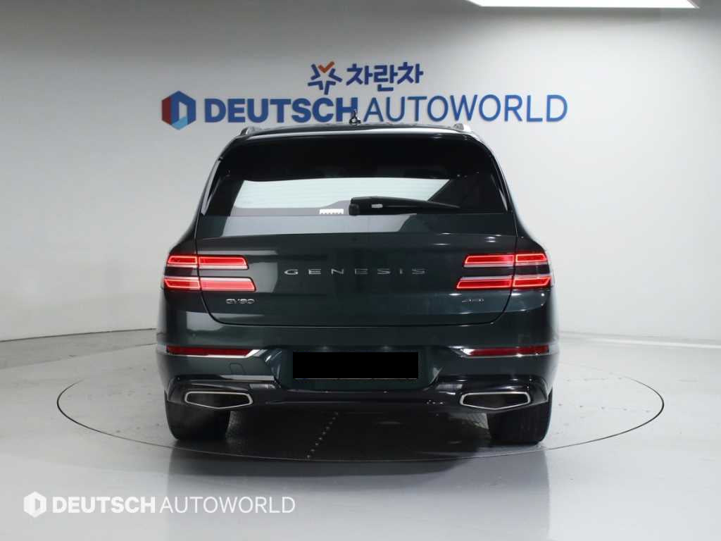 Genesis GV80 — photo 05