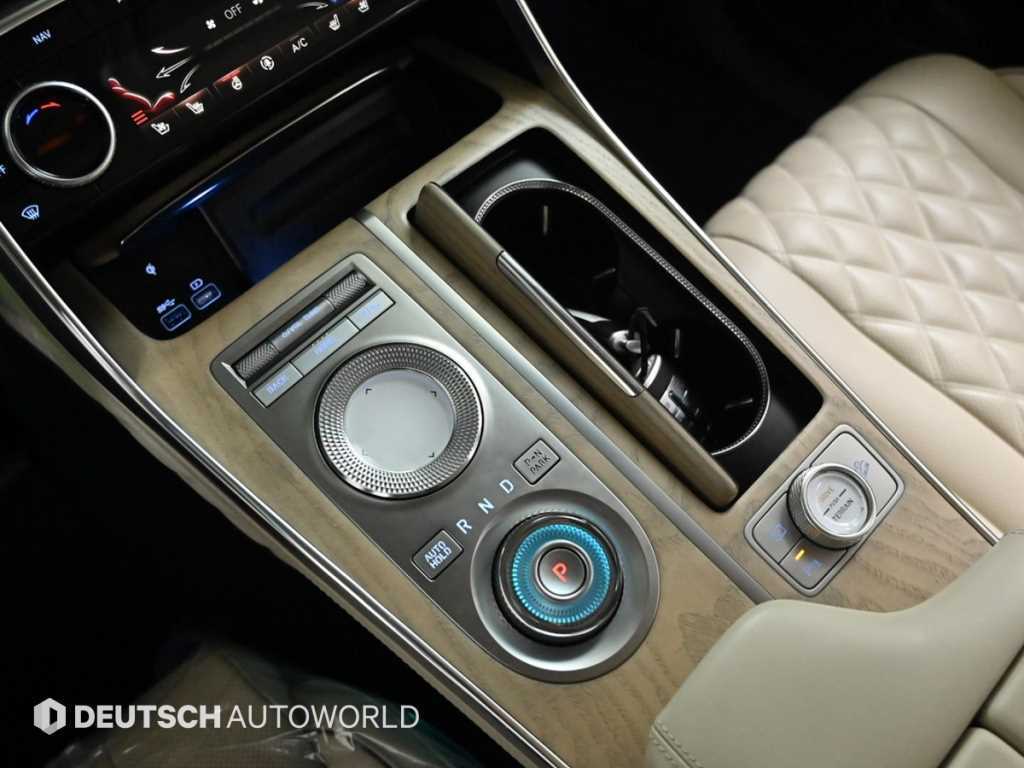 Genesis GV80 — photo 10