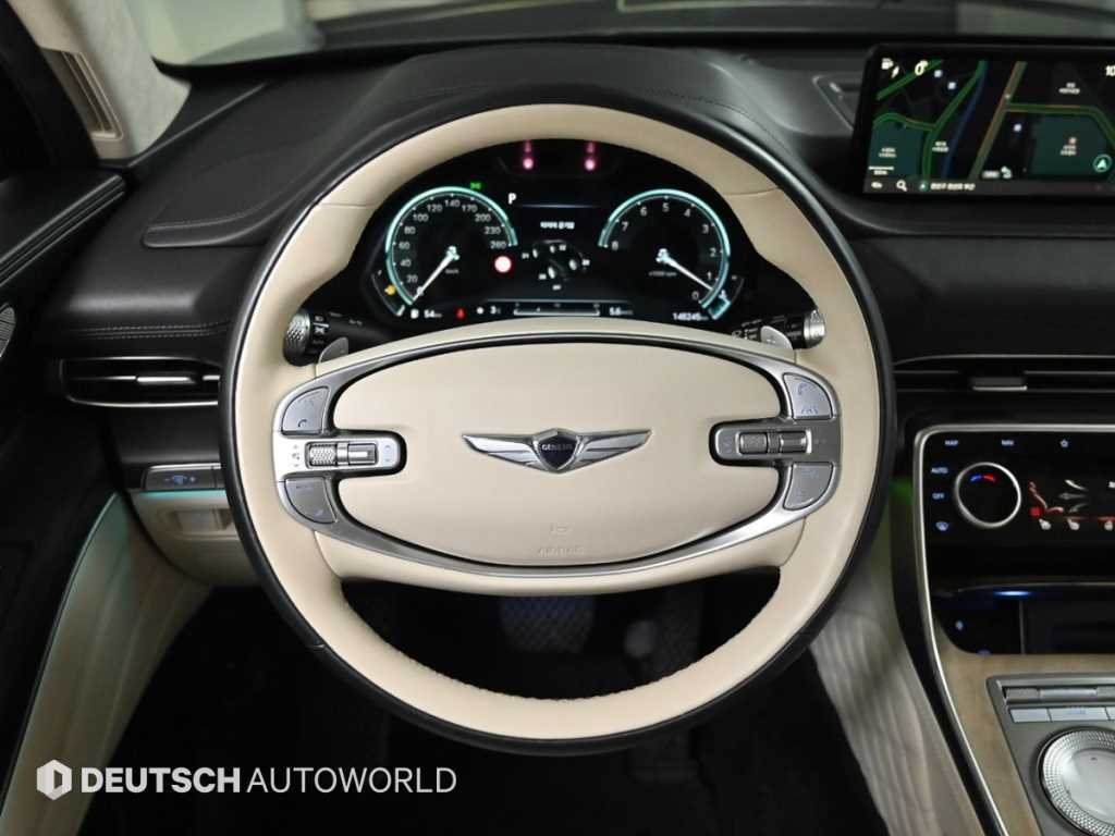 Genesis GV80 — photo 13