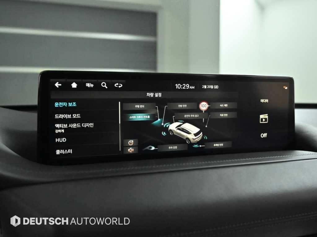 Genesis GV80 — photo 17