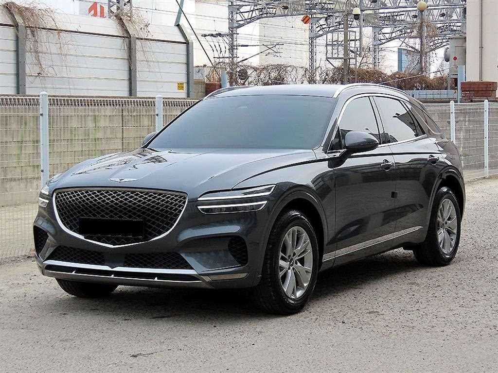 Genesis GV70 — photo 02