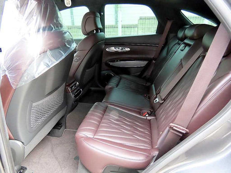 Genesis GV70 — photo 06