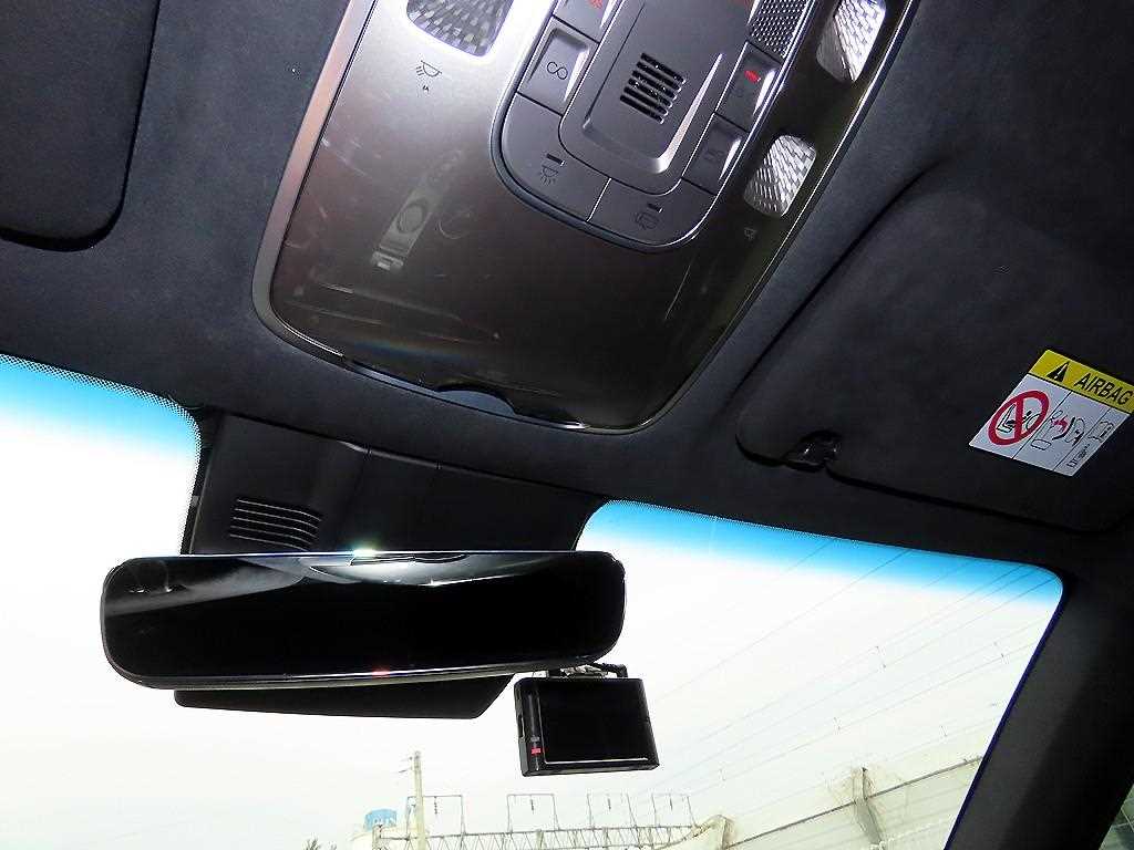 Genesis GV70 — photo 15