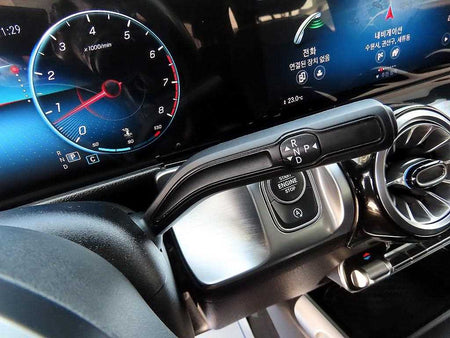 Mercedes-Benz GLB-Class — photo 10