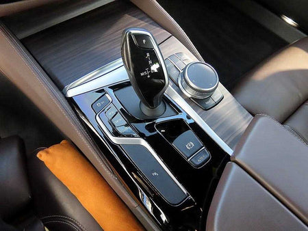 BMW 5-Series — photo 11