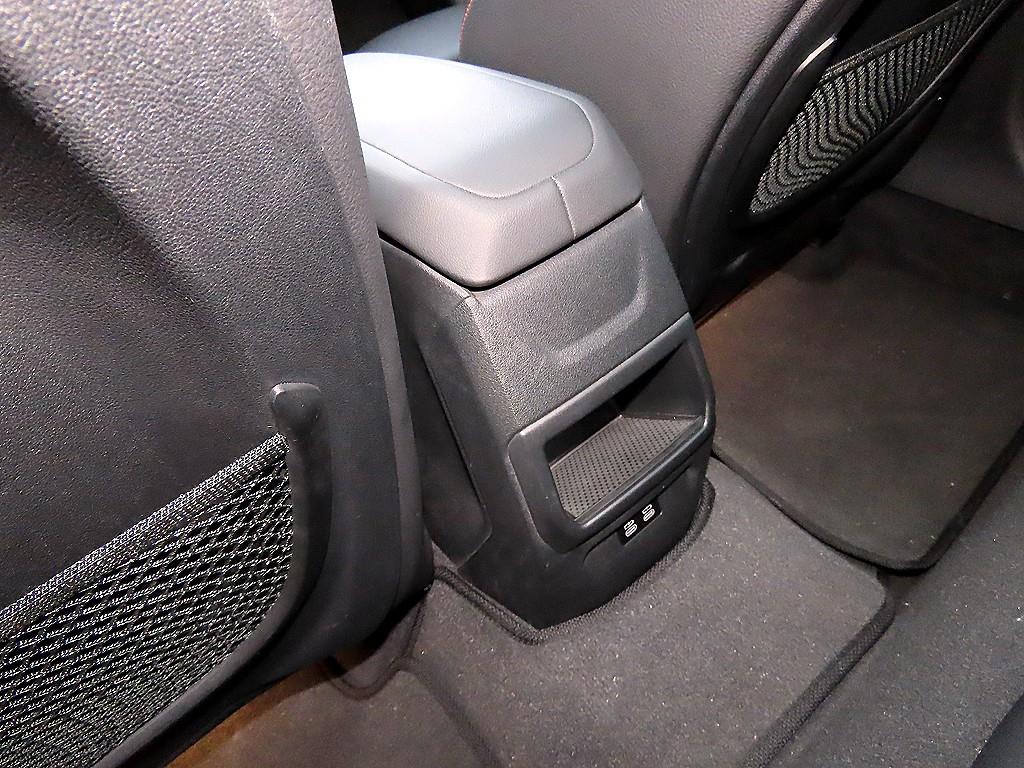 BMW 1-Series — photo 17