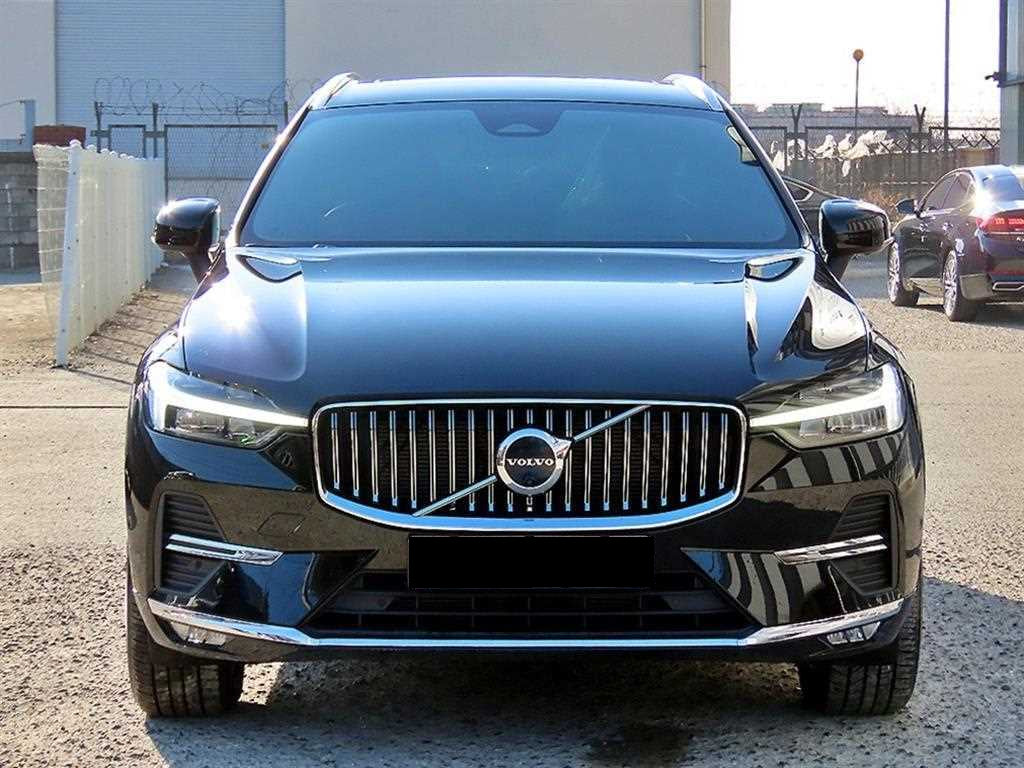 Volvo XC60 — photo 01