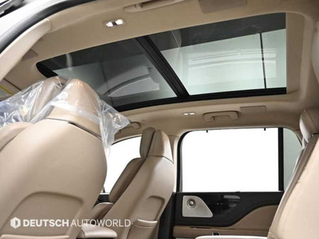 Lincoln Aviator — photo 19
