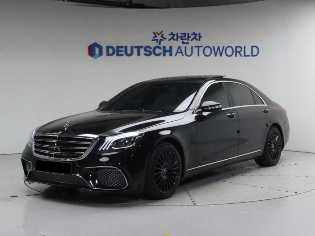 Mercedes-Benz S-Class — photo 01