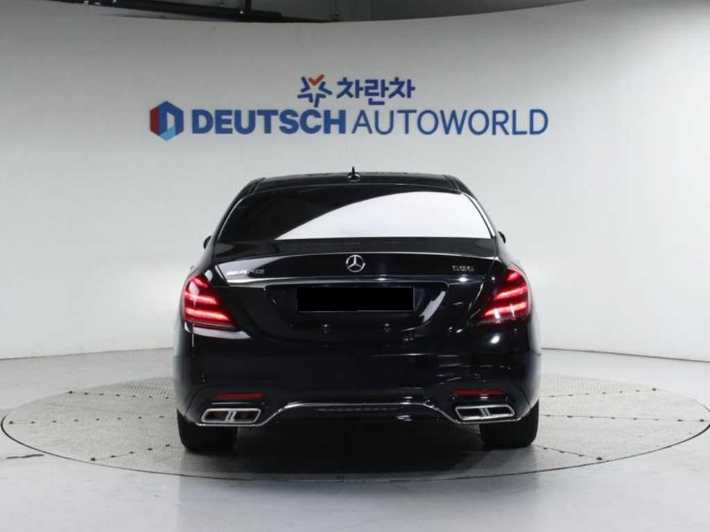Mercedes-Benz S-Class — photo 04
