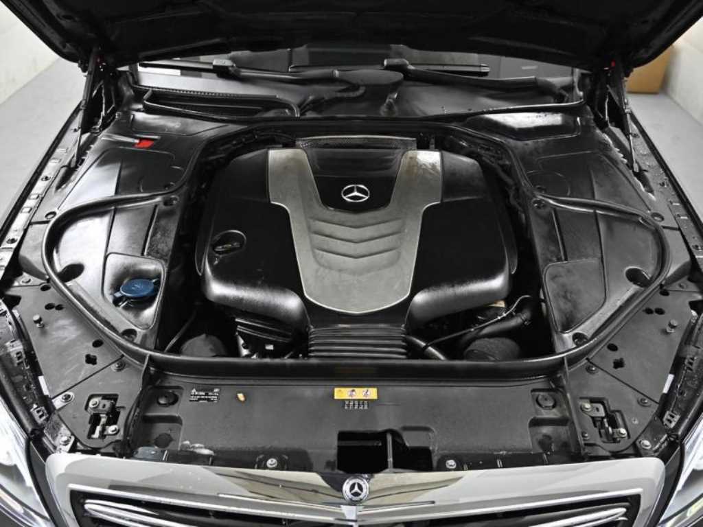 Mercedes-Benz S-Class — photo 06