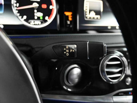 Mercedes-Benz S-Class — photo 09