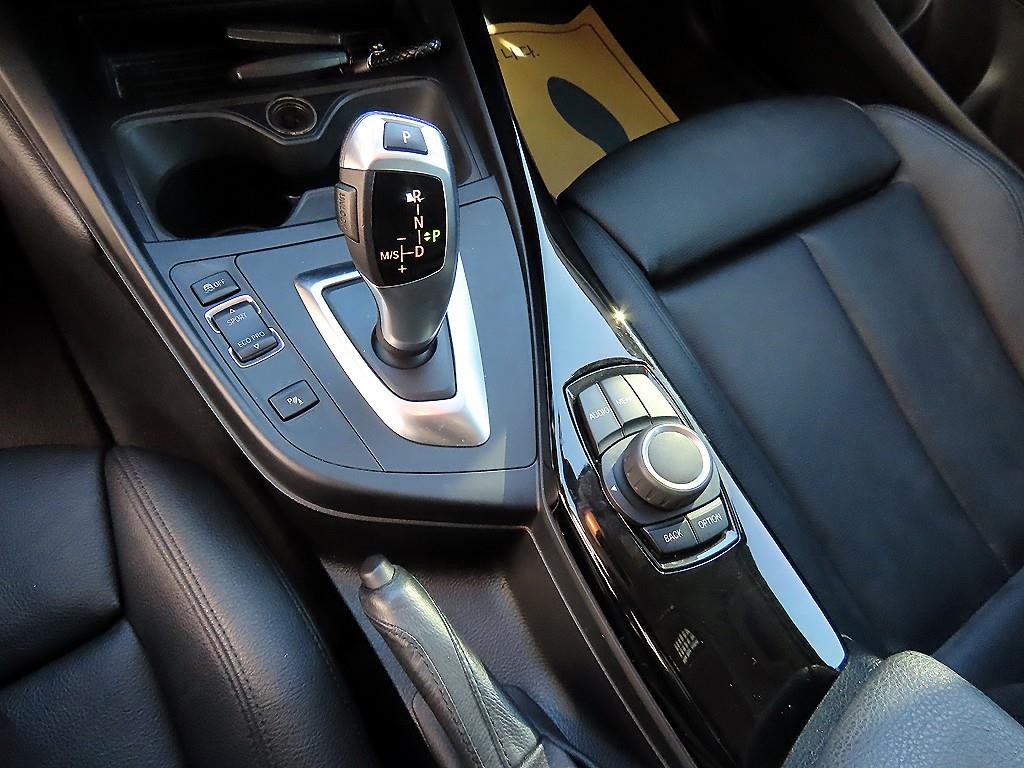 BMW 1-Series — photo 10