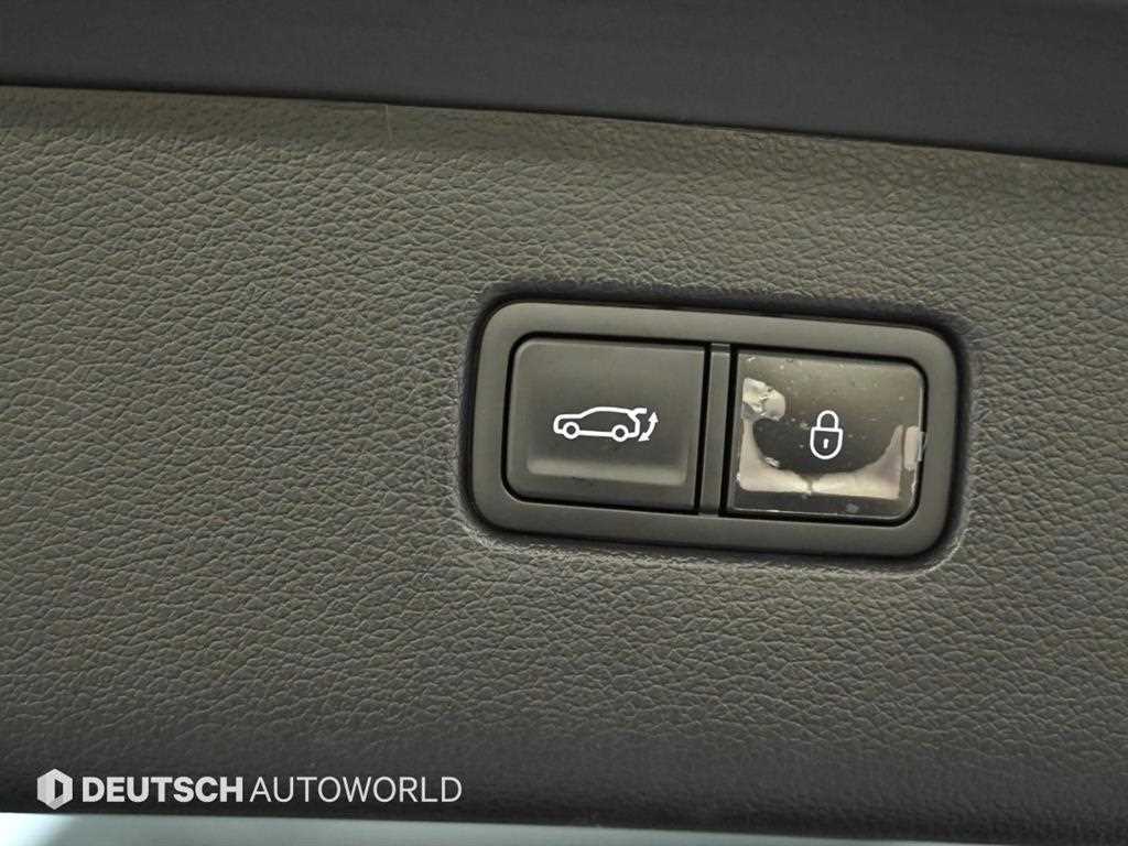 Genesis GV80 — photo 20