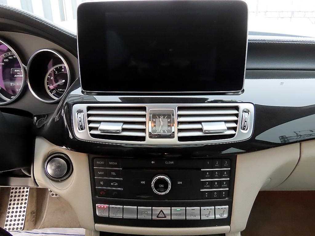 Mercedes-Benz CLS-Class — photo 13