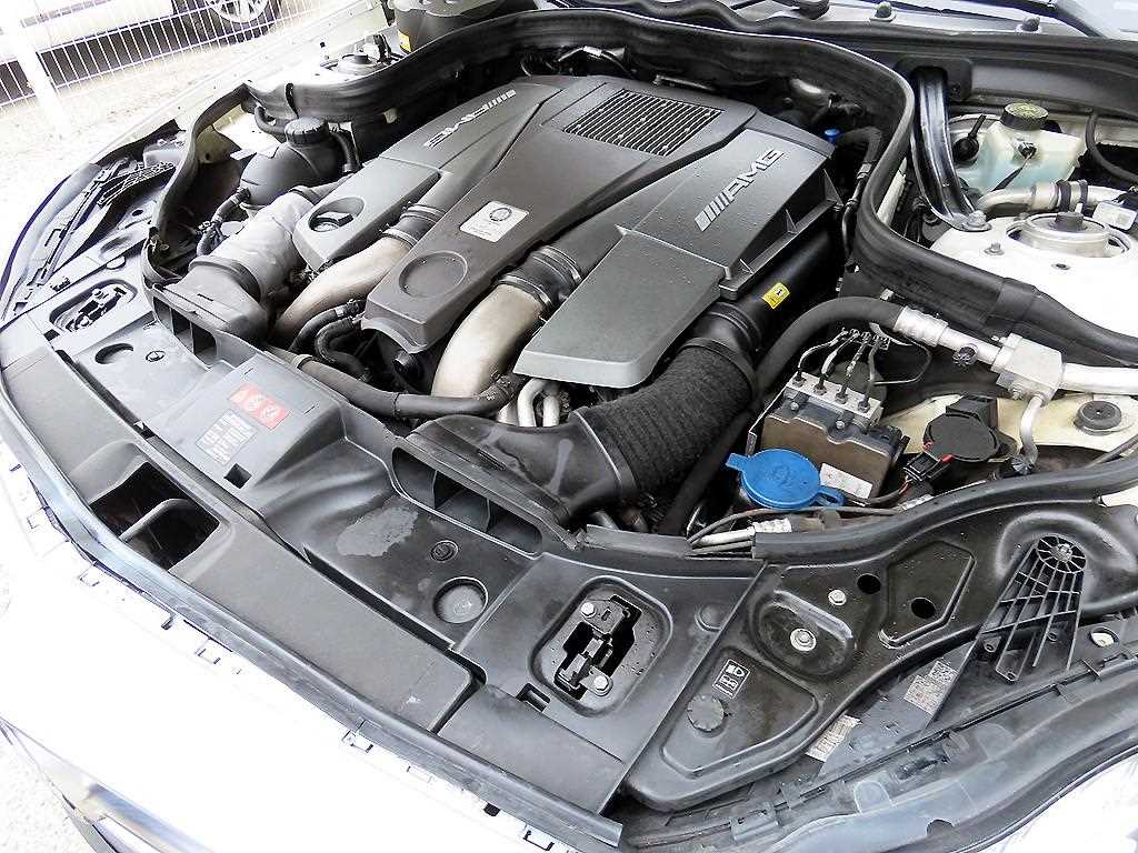 Mercedes-Benz CLS-Class — photo 19