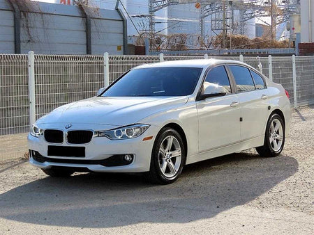 BMW 3-Series — photo 02