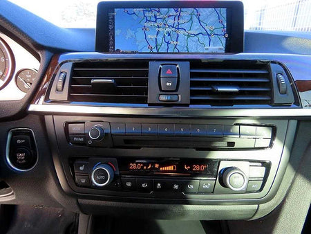 BMW 3-Series — photo 13