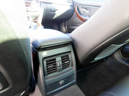 BMW 3-Series — photo 17