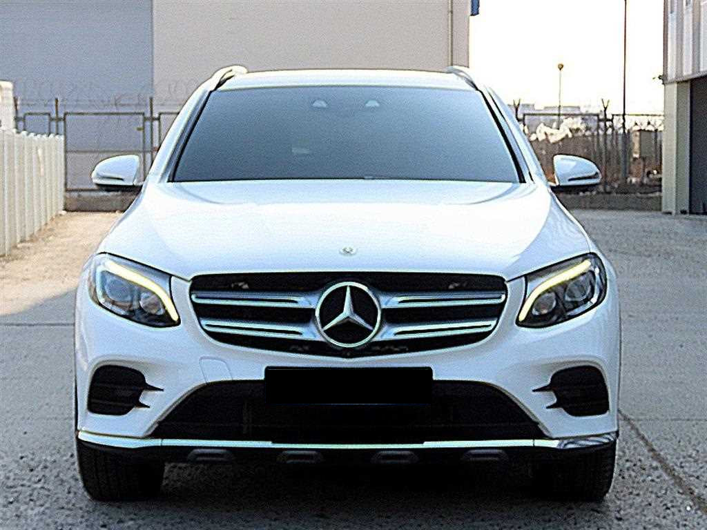 Mercedes-Benz GLC-Class — photo 01