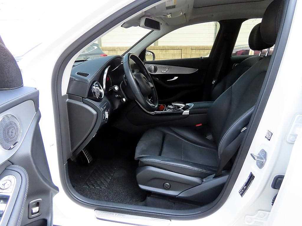 Mercedes-Benz GLC-Class — photo 05