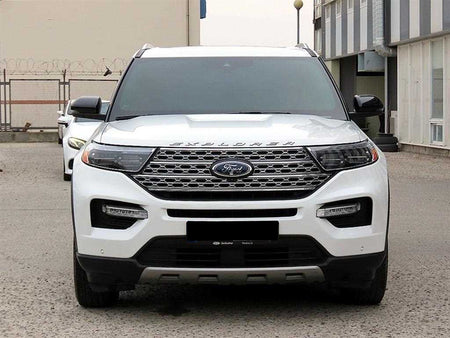 Ford Explorer — photo 01