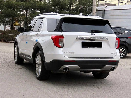 Ford Explorer — photo 03