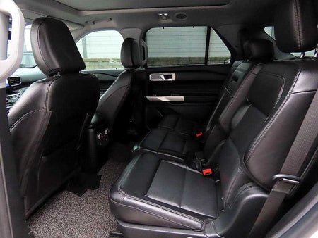 Ford Explorer — photo 06
