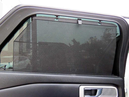 Ford Explorer — photo 14