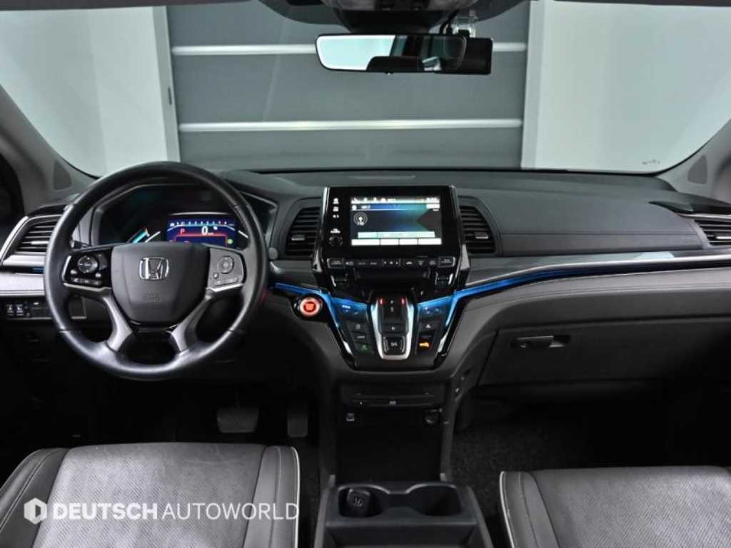 Honda Odyssey — photo 07