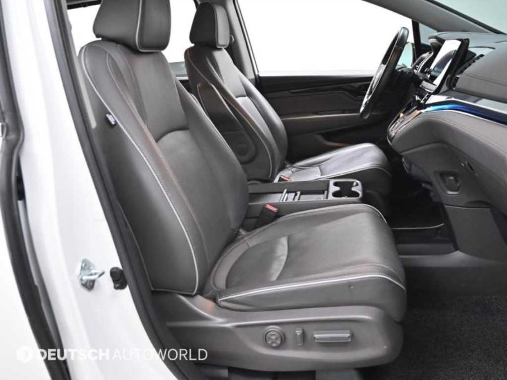 Honda Odyssey — photo 10