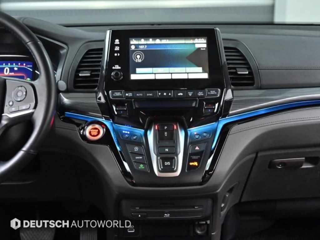 Honda Odyssey — photo 14