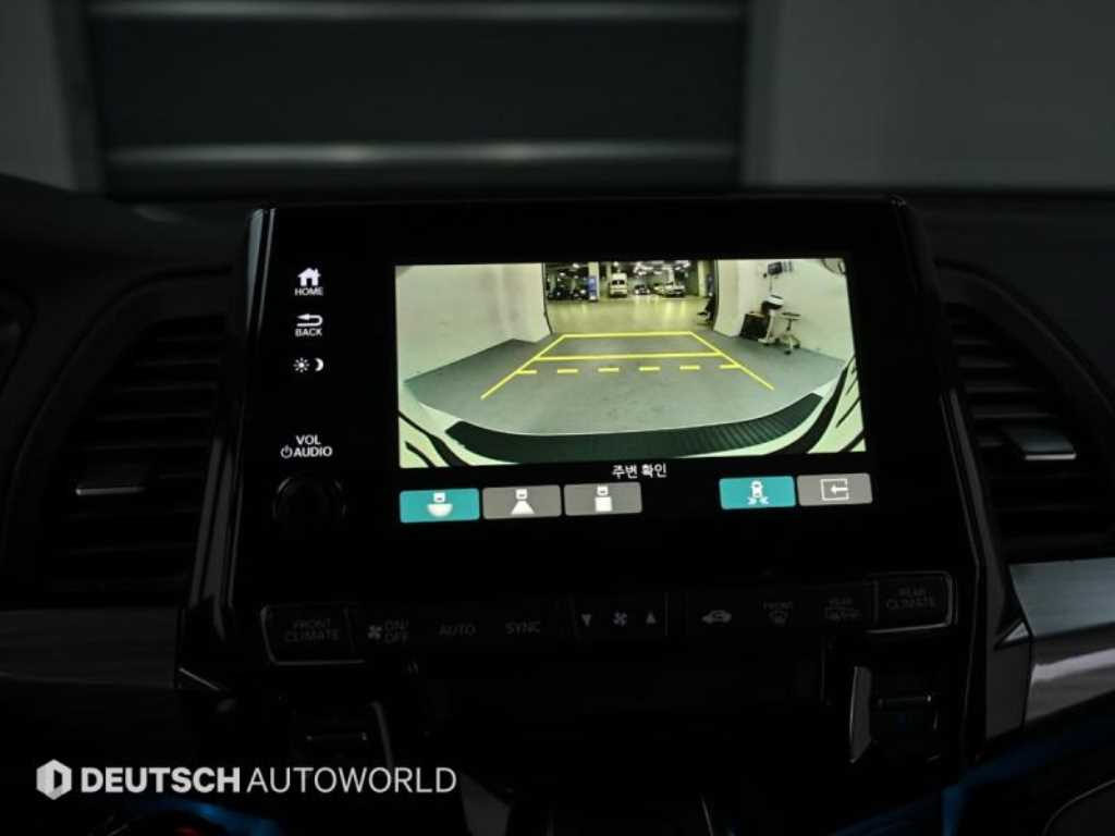 Honda Odyssey — photo 15