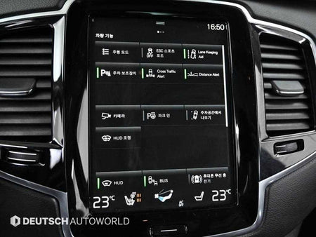 Volvo XC90 — photo 17