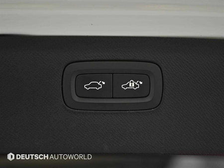 Volvo XC90 — photo 20