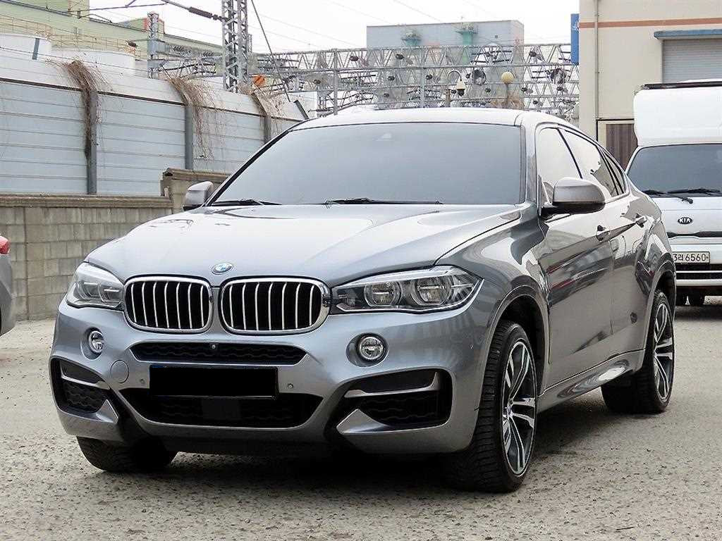 BMW X6 — photo 02