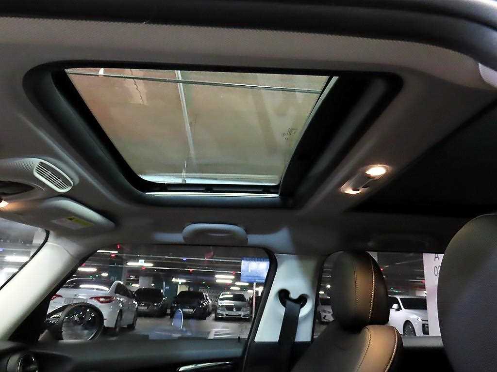 Mini Cooper — photo 17