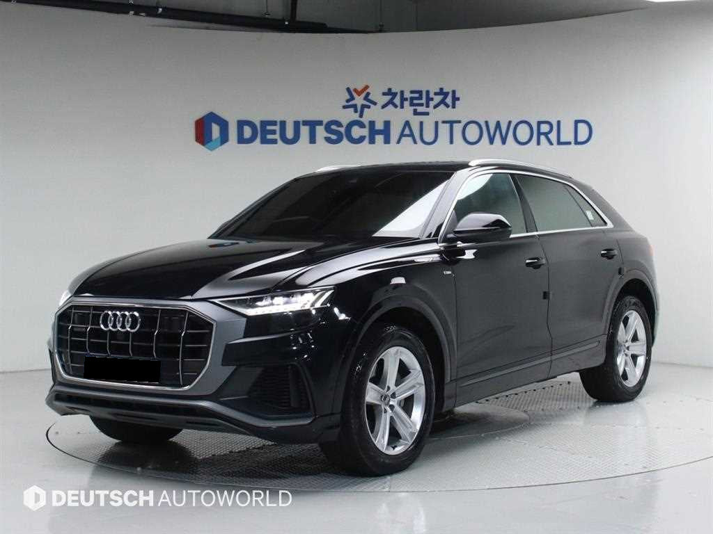 Audi Q8 — photo 02