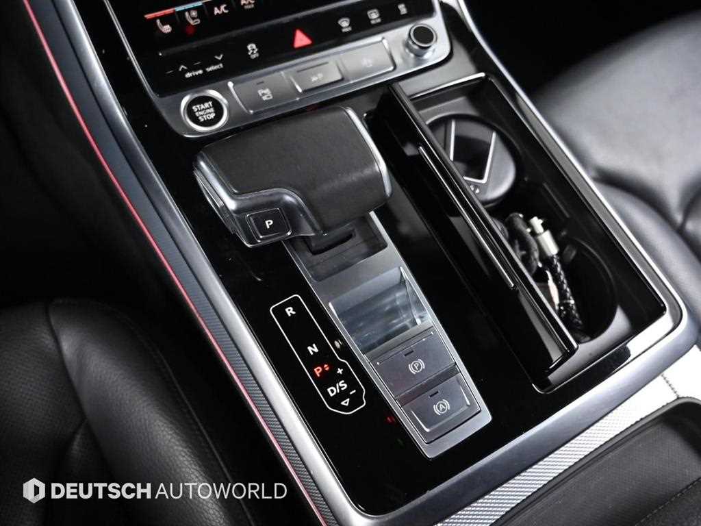 Audi Q8 — photo 07