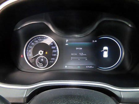 Genesis GV80 — photo 09