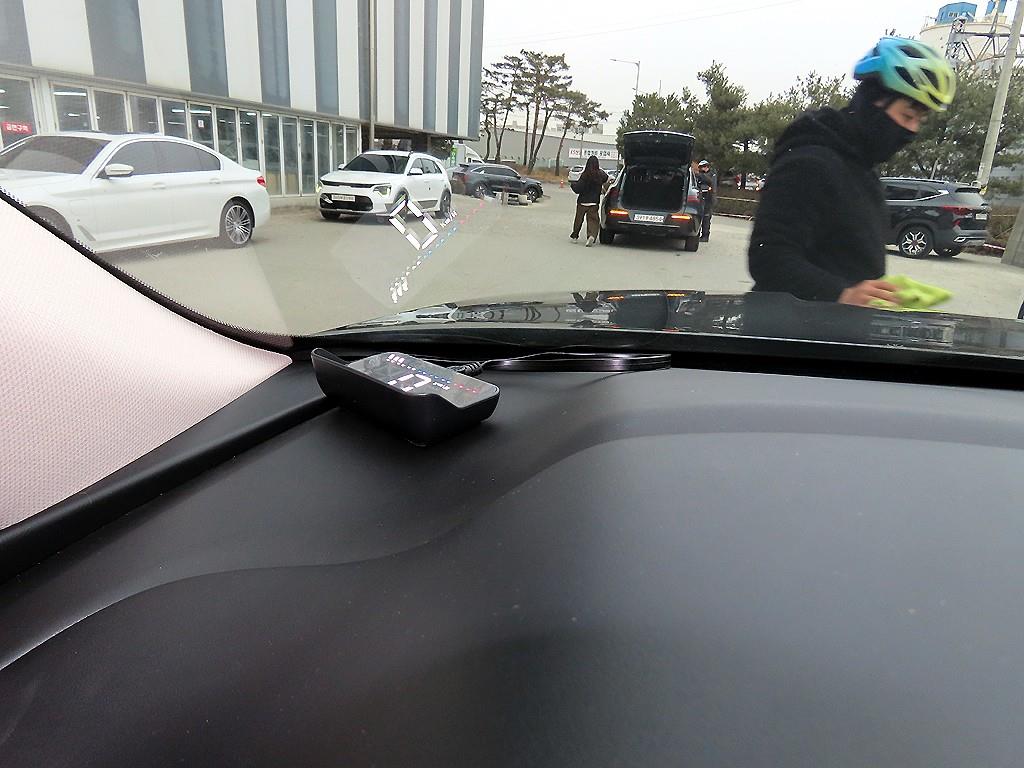 Genesis GV80 — photo 10
